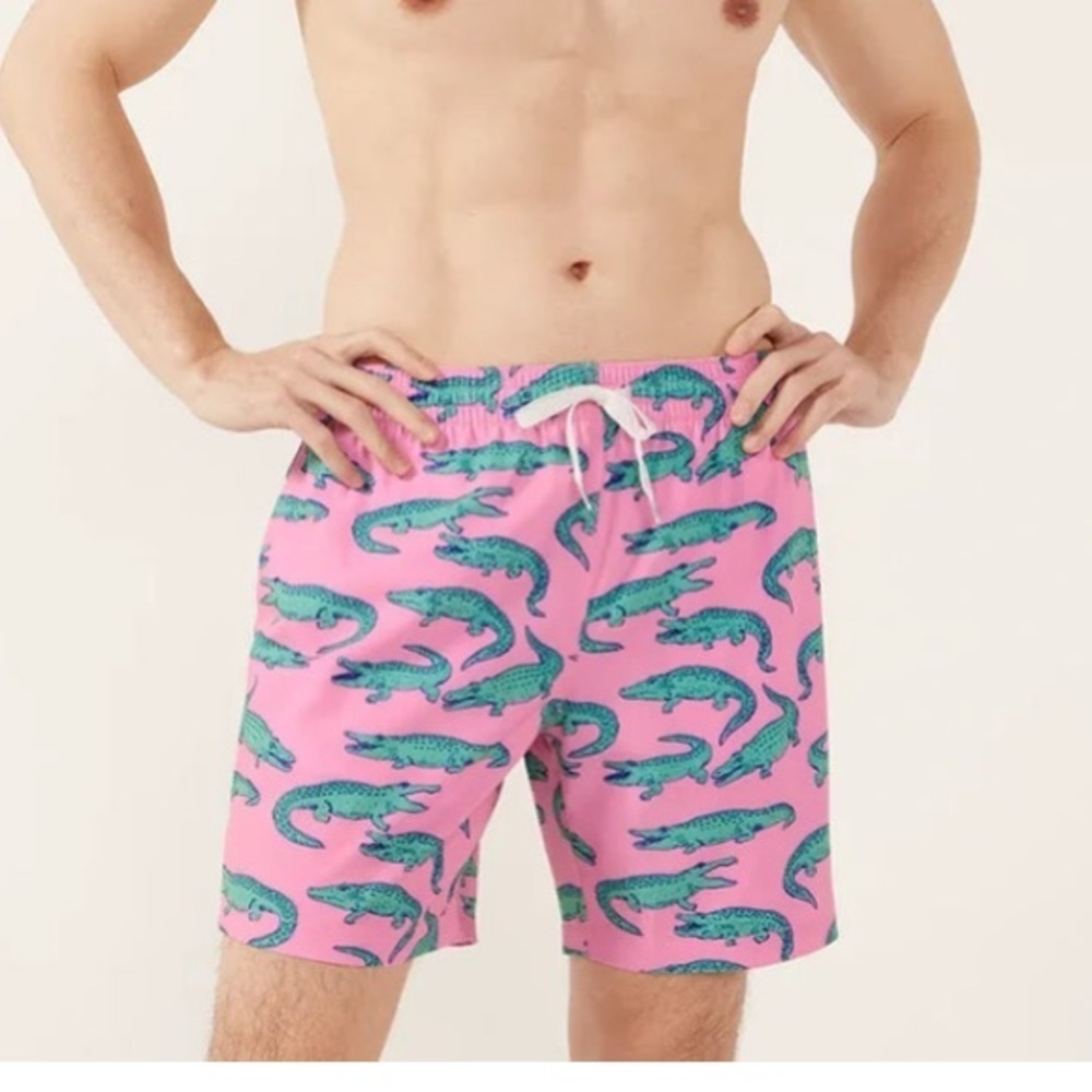 Chubbies The Glades pink green alligator swim trunks XS
